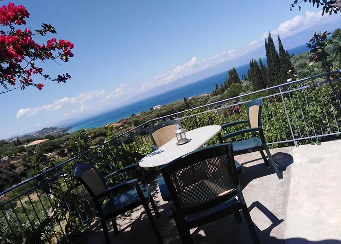 Guesthouse Agia Triada